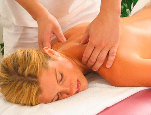 Therapeutische Massage gegen Hals -Osteochondose